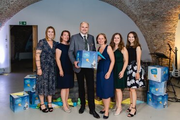 Das Team der LEADER Region Weinviertel Ost 2023: Clara Schreiber, Petra Thaler, Obmann Christian Frank, Christine Filipp, Bianca Christenheit, Caroline Fribert